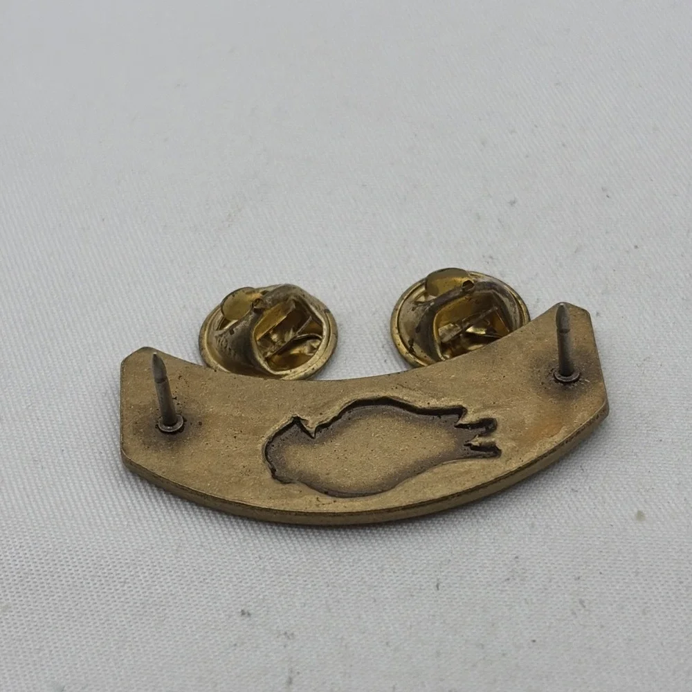 2006 Harley Owners Group HOG Harley Davidson Motorcycles Lapel Hat Pin Brass